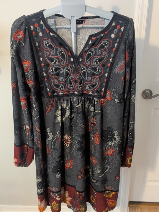 White Mark Dresses & Skirts - White Mark Charcoal Long-Sleeve Embroidered Boho Dress with Rust Accents